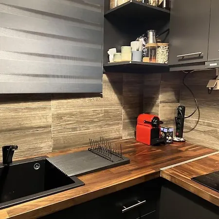 Incognito Apartment *
